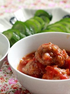 Hình của món Thịt viên xốt cà chua.