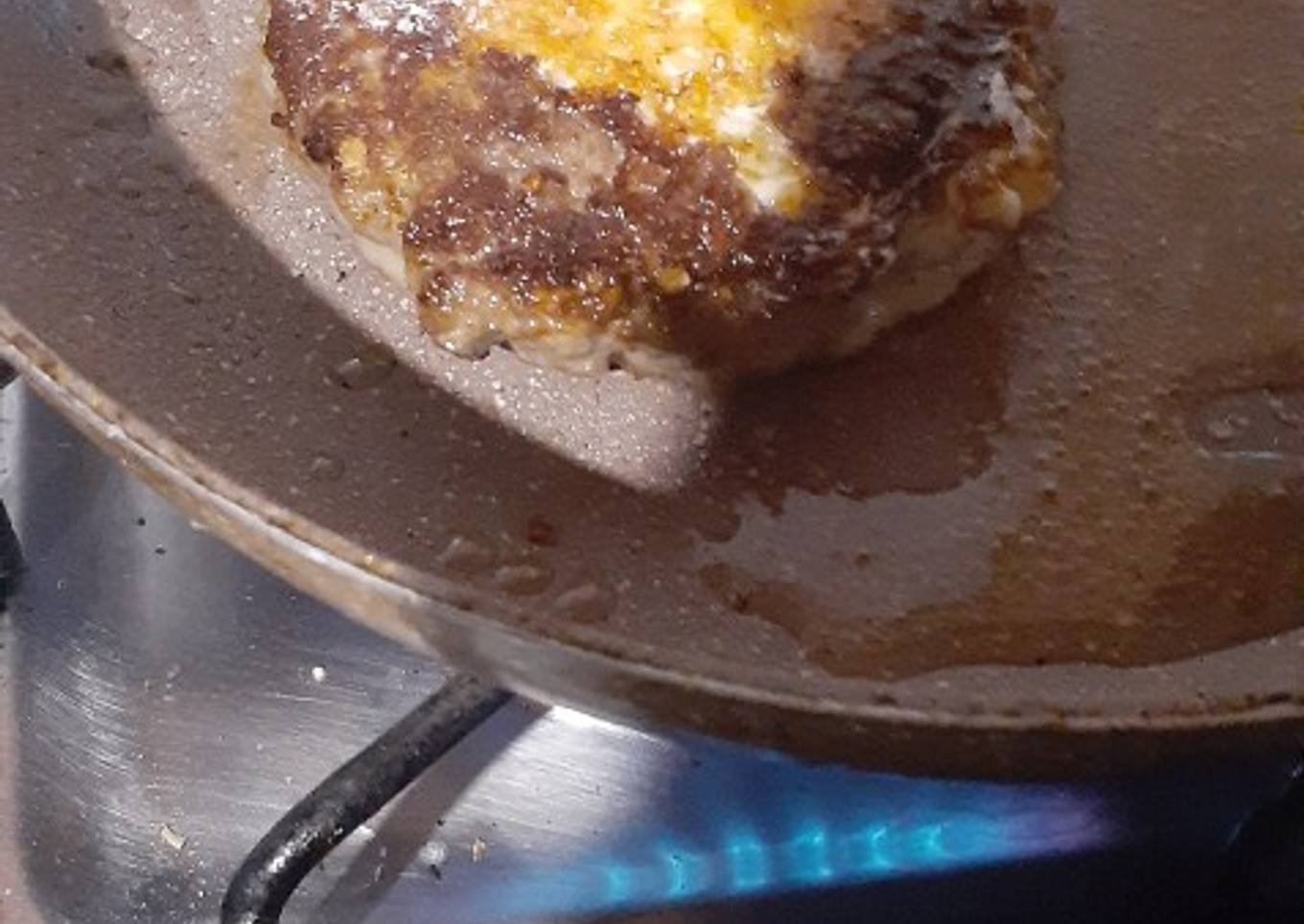 Hamburguesas con huevo馃崝馃