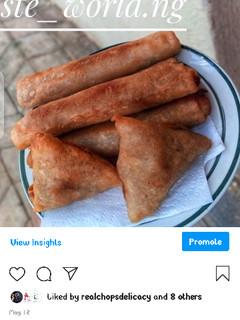 A picture of Spring rolls and samosa.