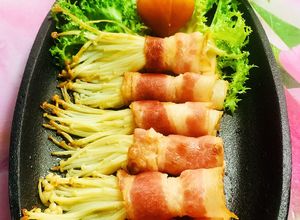 Hình của món Thịt Xông Khói Cuộn Nấm.