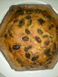 A picture of Spicy Fruit Cake.