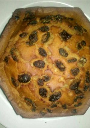 A picture of Spicy Fruit Cake.
