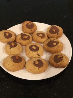 A picture of Peanut Butter Shortbread Cookies with Creamy Chocolate Centers.