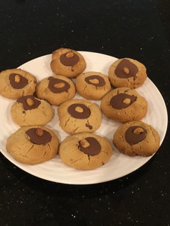 A picture of Peanut Butter Shortbread Cookies with Creamy Chocolate Centers.