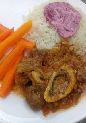 A picture of Oxtail stew.