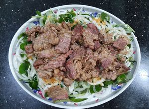 Hình của món SP.0569 - Gỏi Càng Cua Củ Hành Bò Úc.