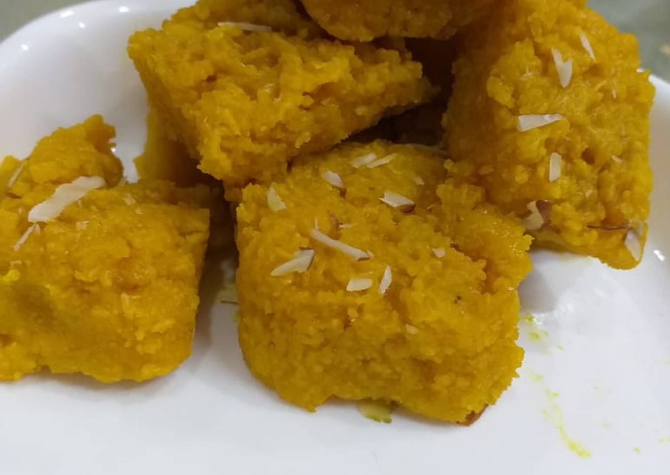 Besan ki Barfi