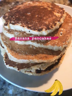 Una foto de ✨Banana pancakes sin harina