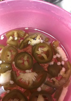 A picture of Jalapeño pickle.