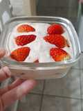 Overnight proteico com morangos