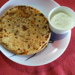 A picture of Mixture Paratha.
