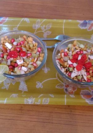 A picture of Bundi chaat.