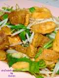 เต้าหู้ไข่ผัดถั่วงอกหมูกรอบ