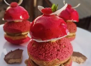 Una foto de Profiterol inusual🤩🥜