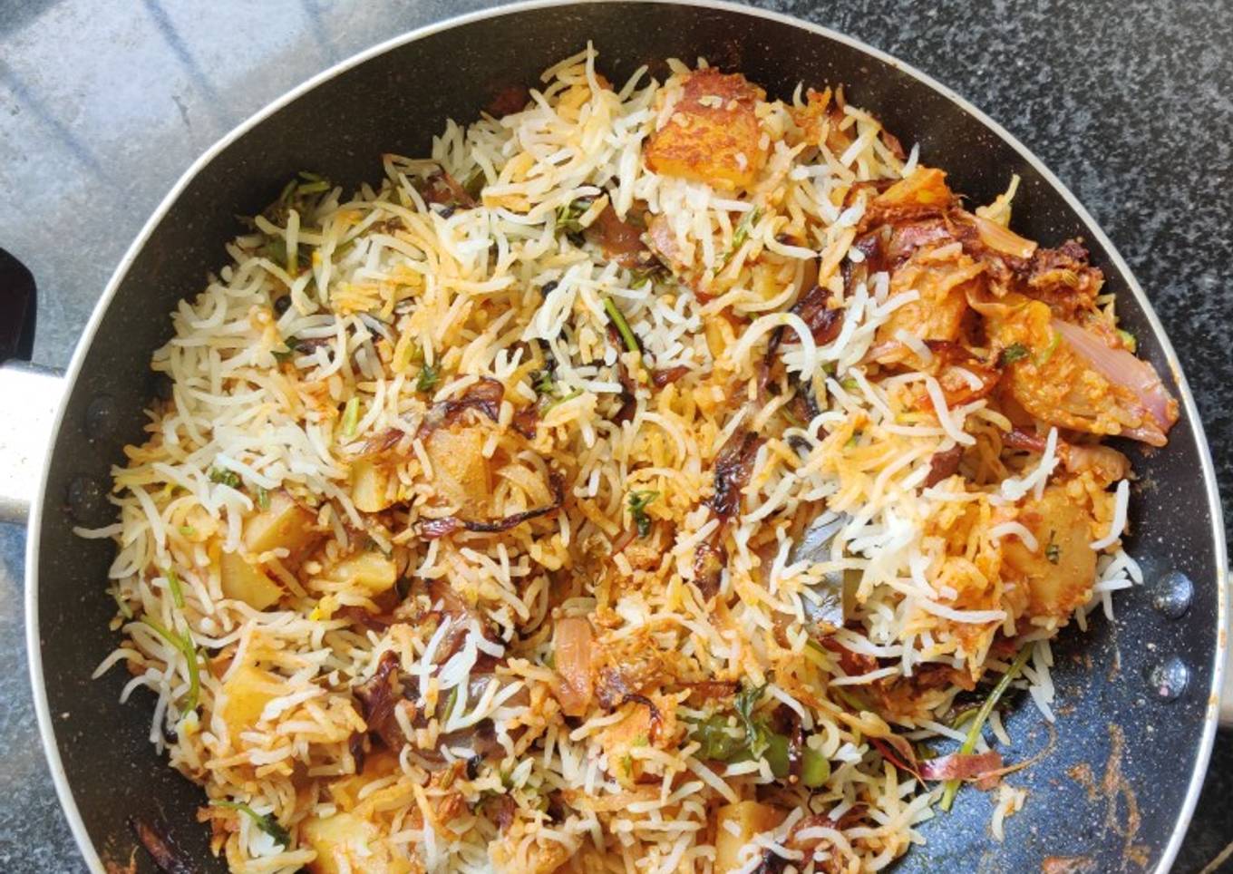 Aloo Dum Biriyani