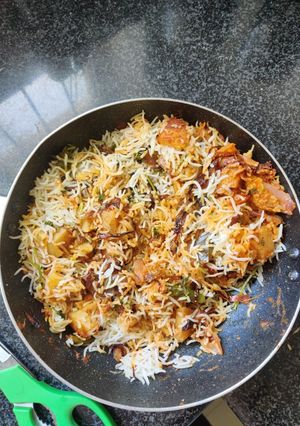 A picture of Aloo Dum Biriyani.