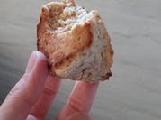 Una foto de scones de avena