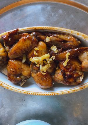 Hình của món Cánh gà chiên nước mắm.