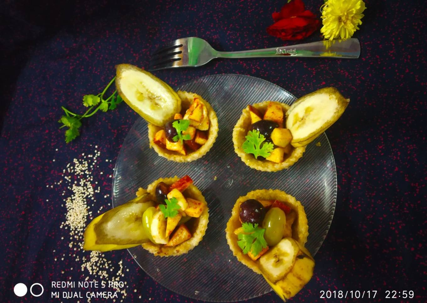 Baked samak rice fruit cups