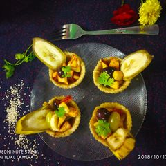 Baked samak rice fruit cups A picture of Baked samak rice fruit cups.