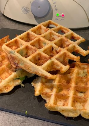 Une photo de Gaufres salée jambon fromage courgettes