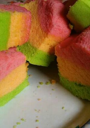Foto resep Bolu Kukus Pelangi