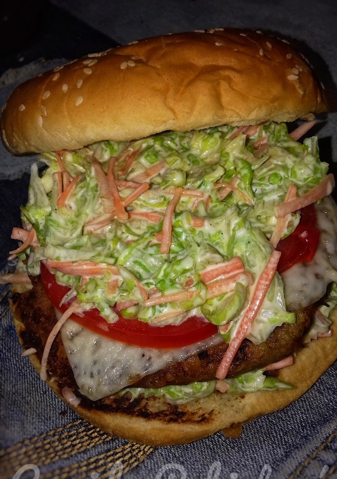 Una foto de Sándwiches con hamburguesa shami