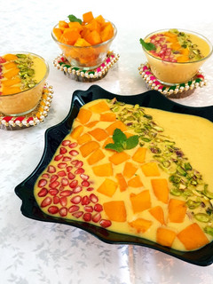 મેંગો કસ્ટર્ડ (Mango custard recipe in Gujarati) રેસીપી મુખ્ય ફોટો
