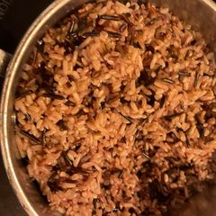 A picture of Wild rice ￼.