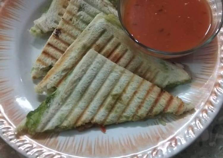 Step-by-Step Guide to Make Quick Vegetable sandwich with tomato soup