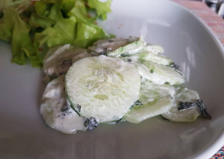 Salade concombre menthe