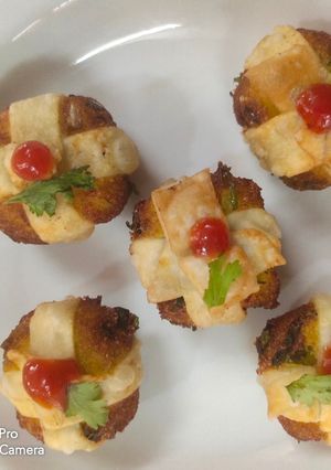આલુ પેકેટસ રેસીપી મુખ્ય ફોટો