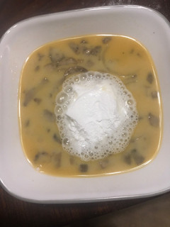 A picture of Mushroom soup.