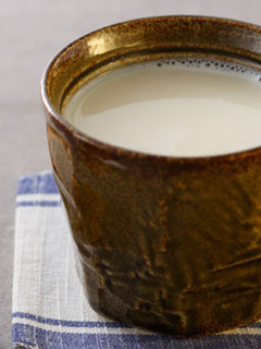 【家樂福廚房】熱杏仁豆漿 的食譜成品照片