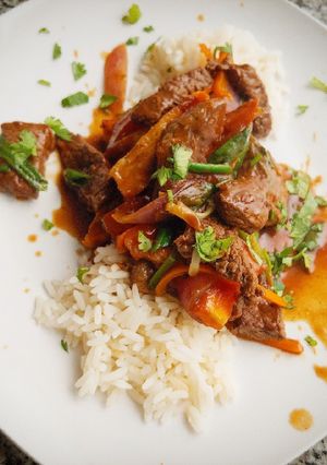 Una foto de Lomo saltado