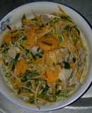 Thịt lợn xào giá đỗ