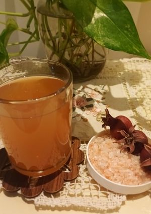 عکسی از دستور جوشانده پوست انار و نمک(داروی زخم لثه)