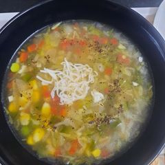 A picture of Vegetable soup.