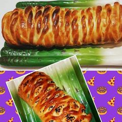 A picture of Sausage bread roll🌭.