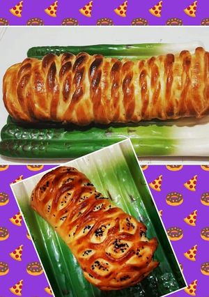 A picture of Sausage bread roll🌭.