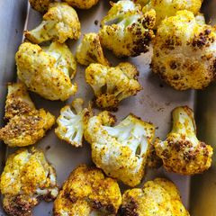 A picture of Roasted Cauliflower in air fryer.