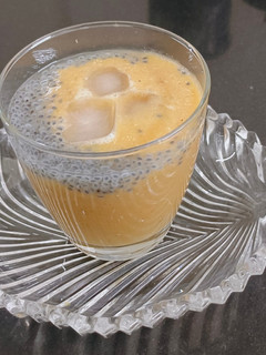 A picture of Muskmelon juice without sugar.