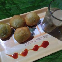 A picture of Khasta kachori.