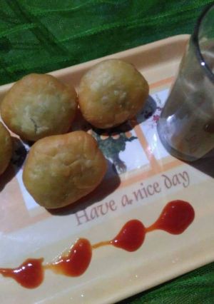 A picture of Khasta kachori.