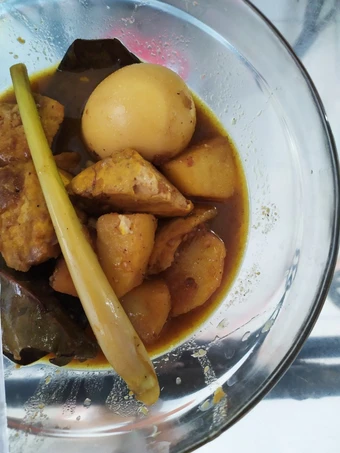 Cara Gampang Menyiapkan Resep Semur tahu telur kentang yang Enak Banget Anti Ribet, Mantap