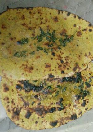 A picture of Tandoori methi thepla #Monsoon.