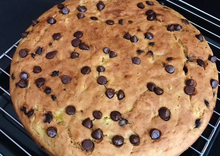 Cara Gampang Membuat Banana Chocochips Cake yang Enak Banget