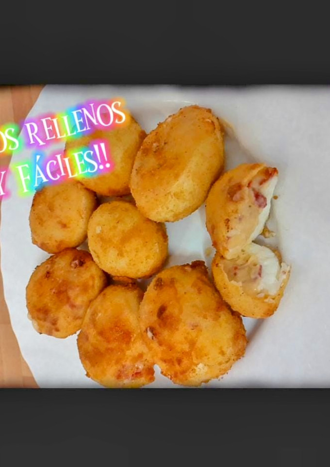 Una foto de Huevos rellenos rebozados