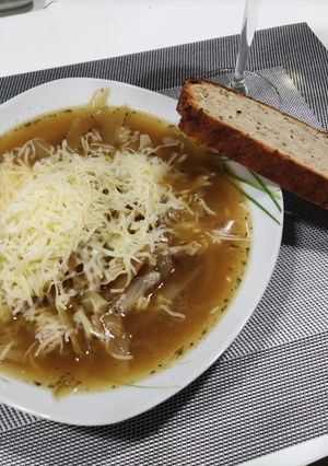 A picture of Almost french onion soup.