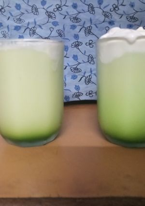 A picture of Apple frosted lemonade.